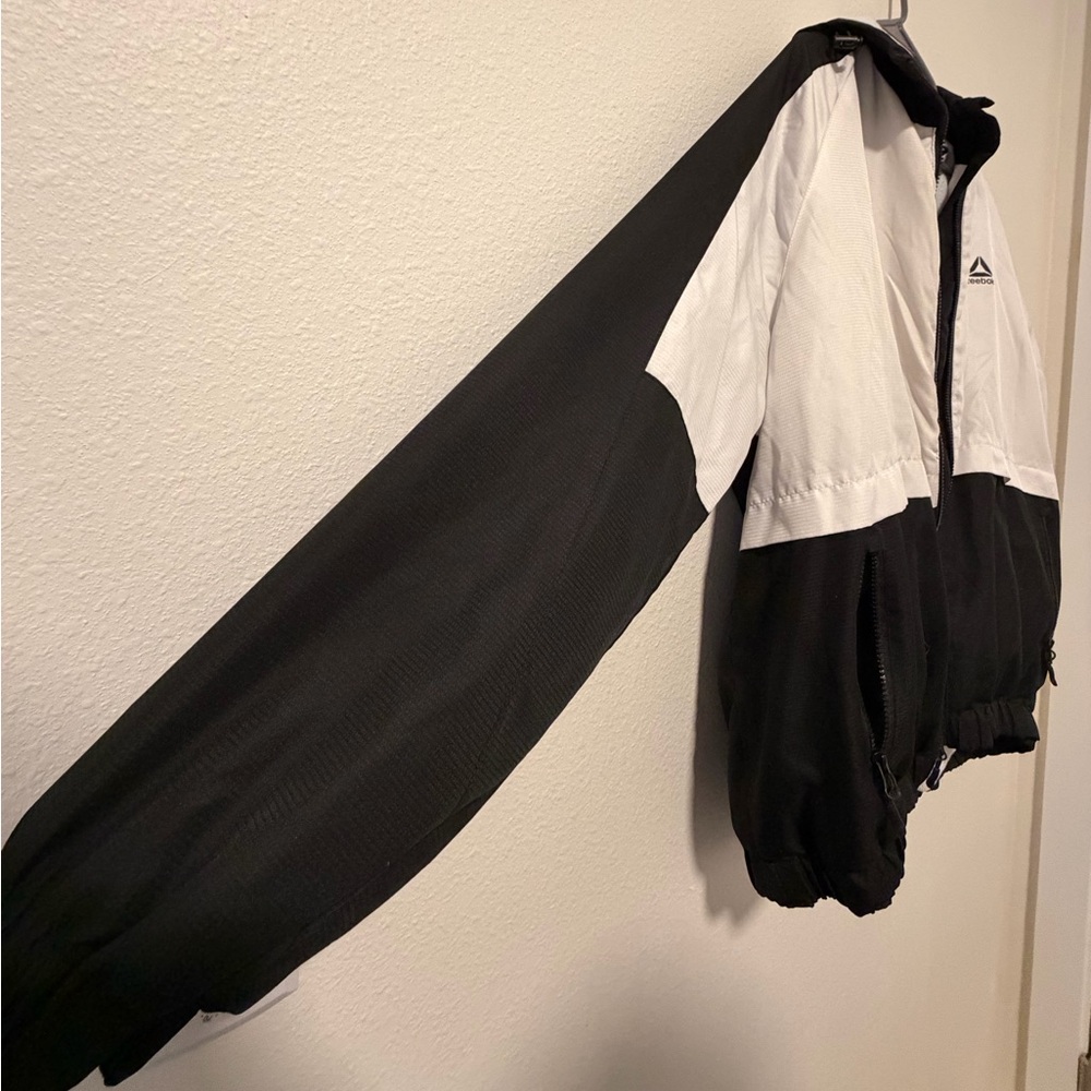 Reebok Black and White Fleece-lined windbreaker Jacket Men’s size XXL - Picture 5 of 6